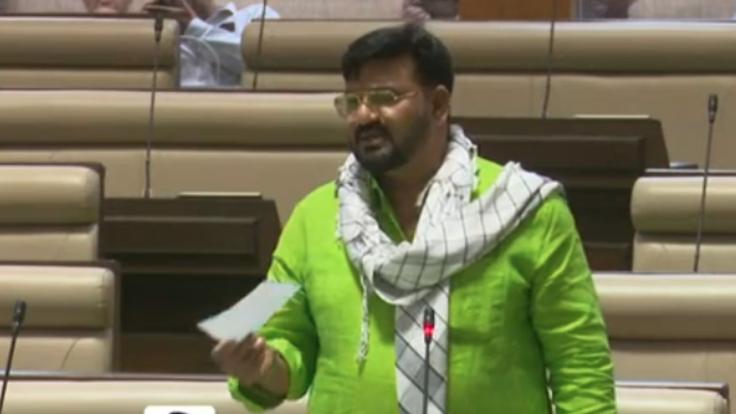 विधानसभा में मंत्री हफीजुल हसन का मोबाइल जब्त, सीपी सिंह बोले : स्पीकर ने दबे स्वर में ही सही, रुतबा तो दिखाया